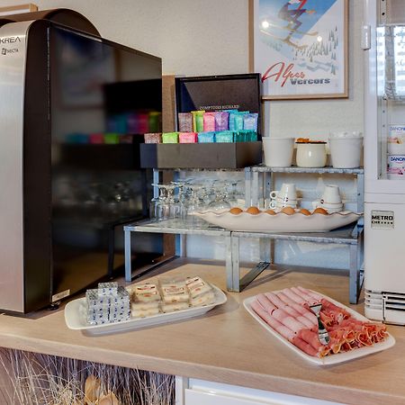 Residhotel Le Central'Gare Grenoble Bagian luar foto
